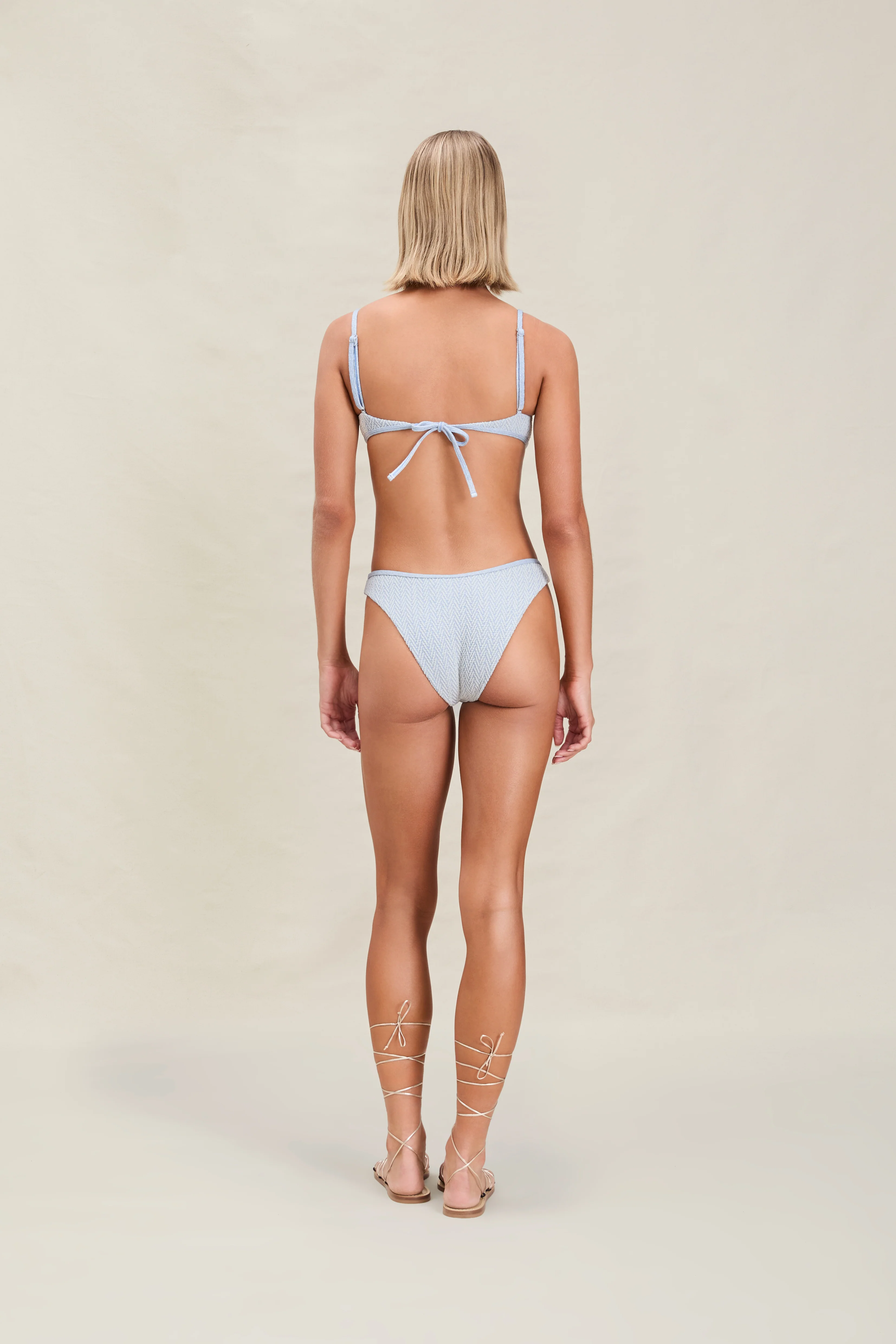 Larissa Bottom - Image 3