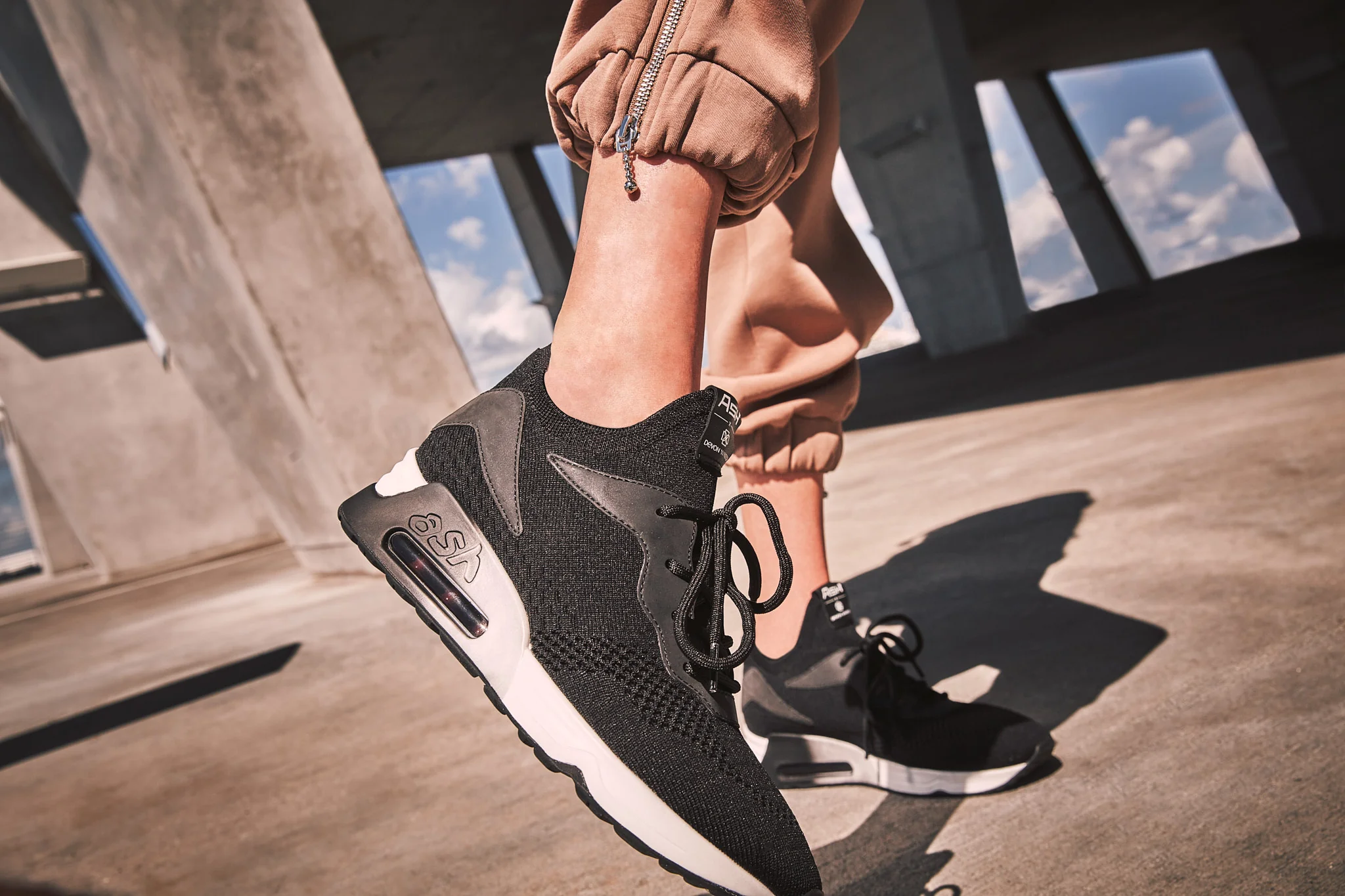 Devon Windsor x Ash Sneakers - Image 5